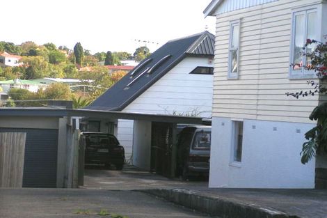 Photo of property in 1/15 Pax Avenue, Forrest Hill, Auckland, 0620