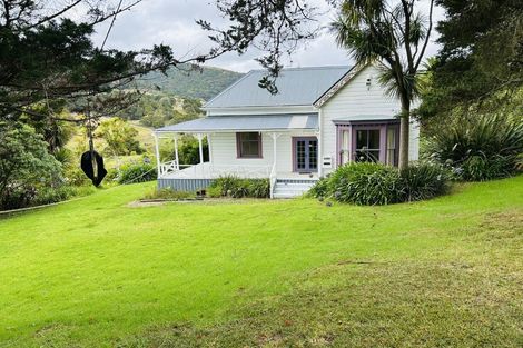 Photo of property in 262 Mountain Road, Maungaturoto, 0587