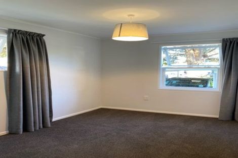 Photo of property in 6 Moehau Grove, Trentham, Upper Hutt, 5018