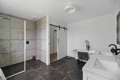 Photo of property in 2745 Opunake Road, Te Kiri, Opunake, 4682