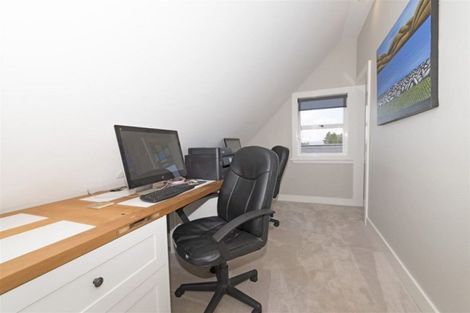 Photo of property in 10b Higham Road, South Head, 0874