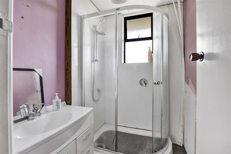 Photo of property in 17 Rimu Street, Hawera, 4610