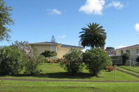 Photo of property in 89 Ennis Avenue, Pakuranga Heights, Auckland, 2010