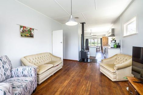 Photo of property in 6 South Featherston Road, South Featherston, Featherston, 5771