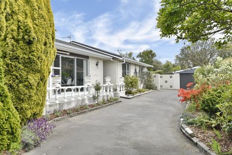 Photo of property in 43 Valecrest Avenue, Parklands, Christchurch, 8083