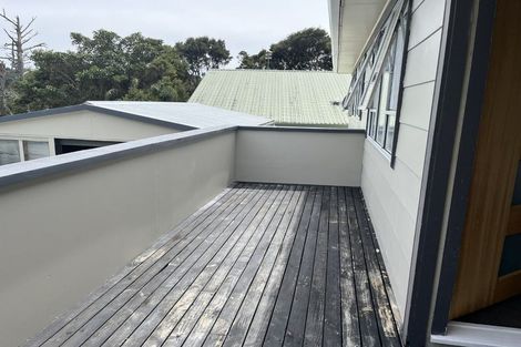 Photo of property in 1/9 Houston Place, Bayview, Auckland, 0629
