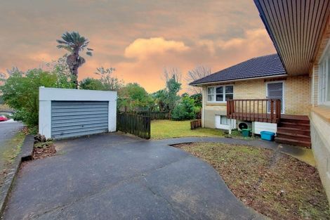Photo of property in 42 Hillcrest Road, Hillcrest, Hamilton, 3216