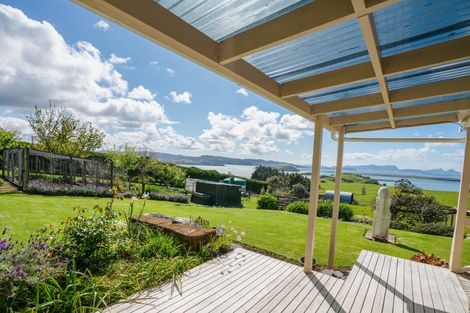 Photo of property in 62 Atkins Road, Portland, Whangarei, 0178