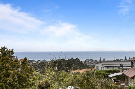 Photo of property in 73 Waldorf Crescent, Orewa, 0931