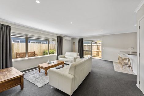 Photo of property in 14 Ron Fawcett Way, Wainuiomata, Lower Hutt, 5014