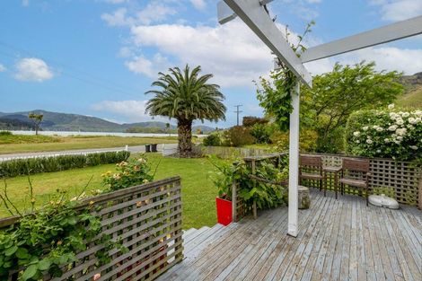 Photo of property in 197 Purau Avenue, Purau, Diamond Harbour, 8972