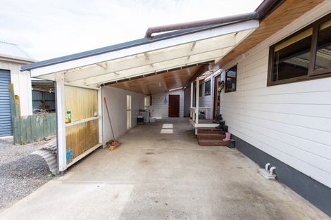 Photo of property in 47 Cowper Side Road, Dannevirke, 4976