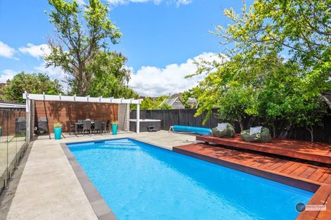 Photo of property in 4 Hautana Square, Woburn, Lower Hutt, 5010