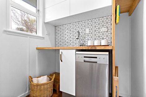 Photo of property in 4 Greenaway Place, Martinborough, 5711