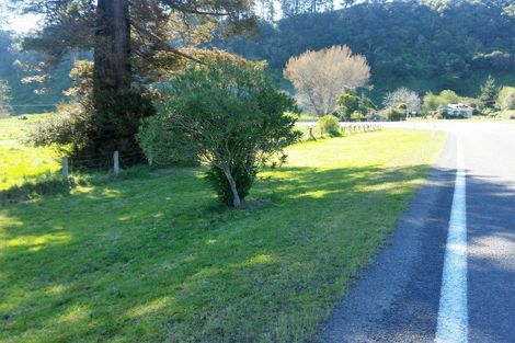 Photo of property in 5 Cook Street, Tolaga Bay, 4077