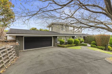 Photo of property in 104 Mellons Bay Road, Mellons Bay, Auckland, 2014