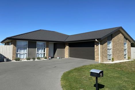 Photo of property in 86 Shillingford Boulevard, Rolleston, 7615