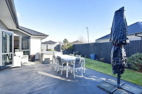 Photo of property in 8 Guyon Street, Marshland, Christchurch, 8083