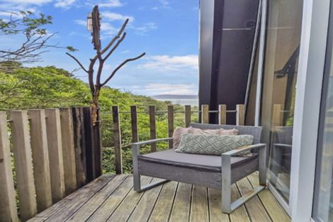 Photo of property in 64a Orangi Kaupapa Road, Northland, Wellington, 6012