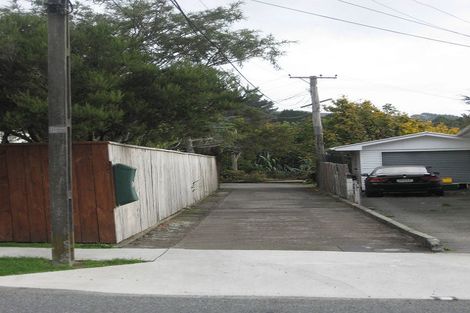 Photo of property in 64 Horoeka Street, Stokes Valley, Lower Hutt, 5019