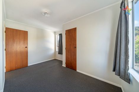 Photo of property in 6d Flock Grove, Fairfield, Lower Hutt, 5011