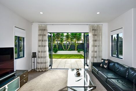 Photo of property in 66 Milns Road, Halswell, Christchurch, 8025