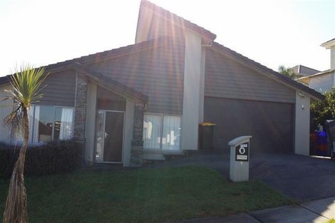 Photo of property in 4 Bilancia Place, Flat Bush, Auckland, 2016