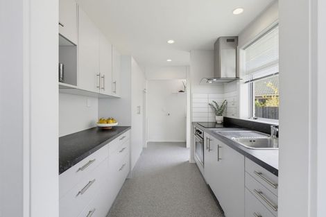 Photo of property in 52 Claridges Road, Casebrook, Christchurch, 8051