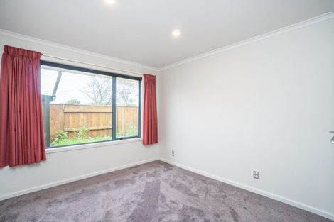 Photo of property in 64 Royal Oak Drive, Kelvin Grove, Palmerston North, 4414