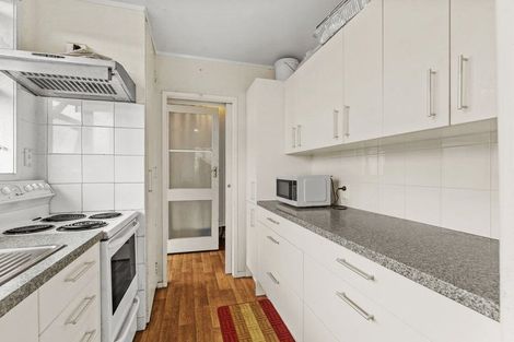 Photo of property in 14 Tatariki Street, Rosehill, Papakura, 2113