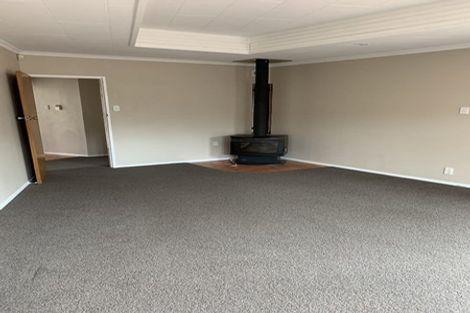 Photo of property in 16 Te Punga Place, Awapuni, Palmerston North, 4412