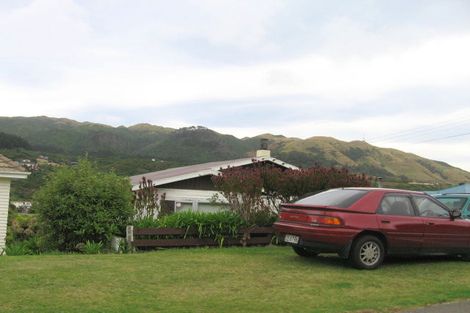 Photo of property in 21a Handyside Street, Tawa, Wellington, 5028