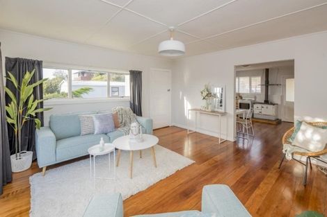 Photo of property in 22 Ngaio Street, Otaki Beach, Otaki, 5512