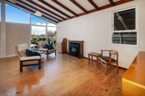 Photo of property in 6 Ware Place, Pakuranga Heights, Auckland, 2010