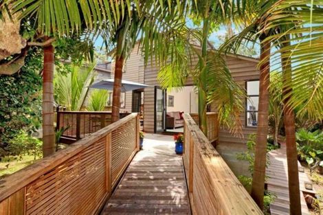 Photo of property in 240 Beach Road, Campbells Bay, Auckland, 0630