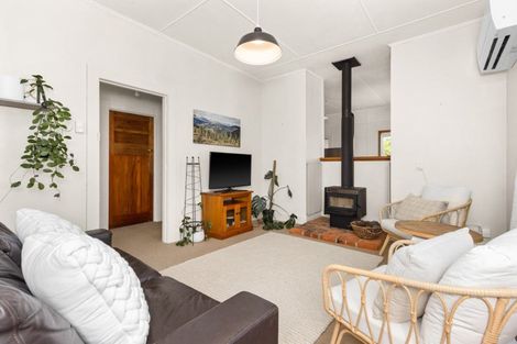 Photo of property in 917 Willowpark Road North, Mayfair, Hastings, 4122