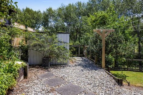 Photo of property in 11 Elder Grove, Whalers Gate, New Plymouth, 4310