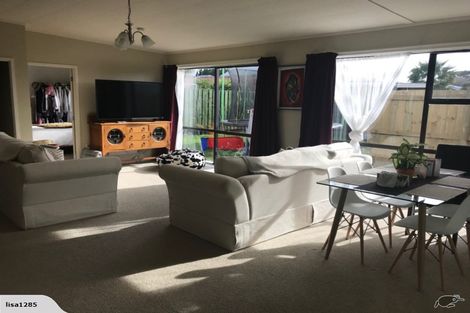 Photo of property in 16 Ropiha Street, Fitzroy, New Plymouth, 4312