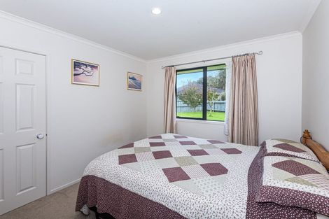 Photo of property in 16 Maxwell Place, Queenstown, 9300