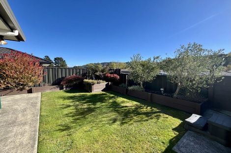 Photo of property in 3 Diamond Grove, Brown Owl, Upper Hutt, 5018