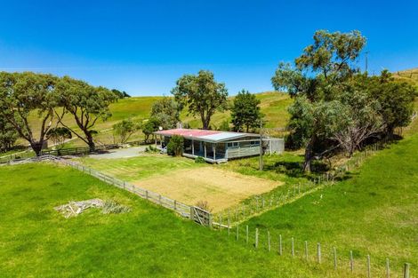 Photo of property in 354 Linton Road, Maungaturoto, 0583