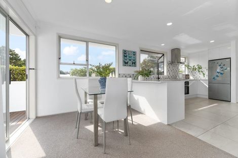 Photo of property in 23 Mandarin Place, Half Moon Bay, Auckland, 2012