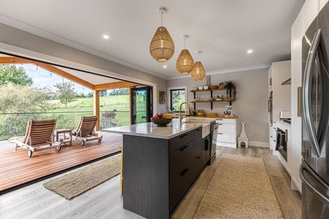 Photo of property in 72 Reid Road, Glenbrook, Waiuku, 2681