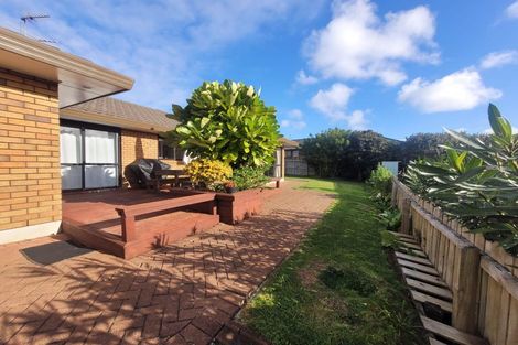 Photo of property in 10 Orangewood Drive, Northpark, Auckland, 2013