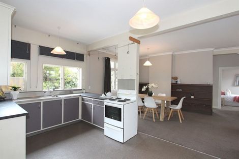 Photo of property in 52 Bowhill Road, New Brighton, Christchurch, 8083