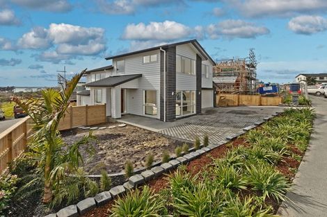 Photo of property in 17 Bounty Road, Long Bay, Auckland, 0630