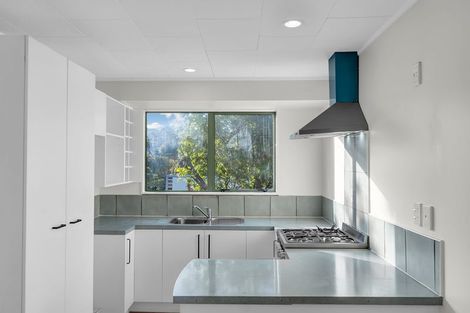 Photo of property in 81a Dundale Avenue, Blockhouse Bay, Auckland, 0600