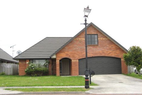 Photo of property in 17 Old Park Place, Takanini, 2112