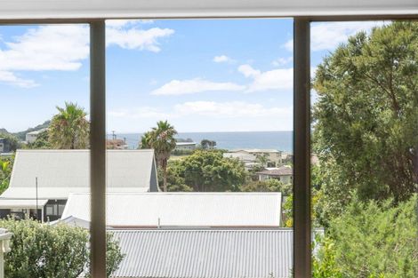 Photo of property in 2 Cullen Street, Mangawhai Heads, Mangawhai, 0505