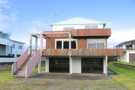 Photo of property in 103 Harbour View Road, Whangamata, 3620